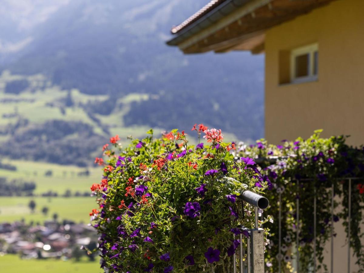 Bright Flat Close To The Ski Area Piesendorf Exterior foto
